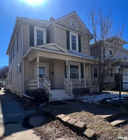 $90,000 | 620 16th Avenue, East Moline, IL 61244