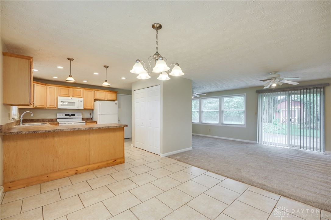 160 East Alex Bell Road Dayton, OH 45459 - Photo 11 of 28 Gallery Image 11