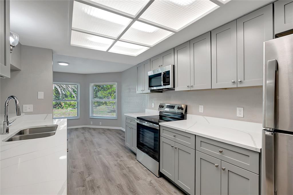 8523 Braxton Drive Hudson, FL 34667 - Photo 15 of 48