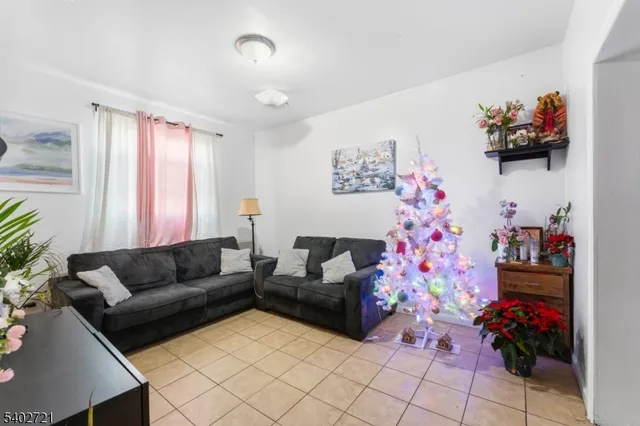 $699,900 | 320 Westfield Avenue, Elizabeth, NJ 07208