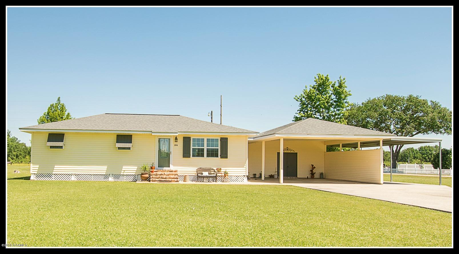 204 B Robin Road Duson, LA 70529 - Photo 1 of 21 Gallery Image 1