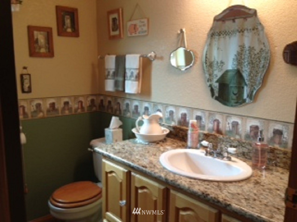 202 Wagner Road Kelso, WA 98626 - Photo 5 of 15 Gallery Image 5