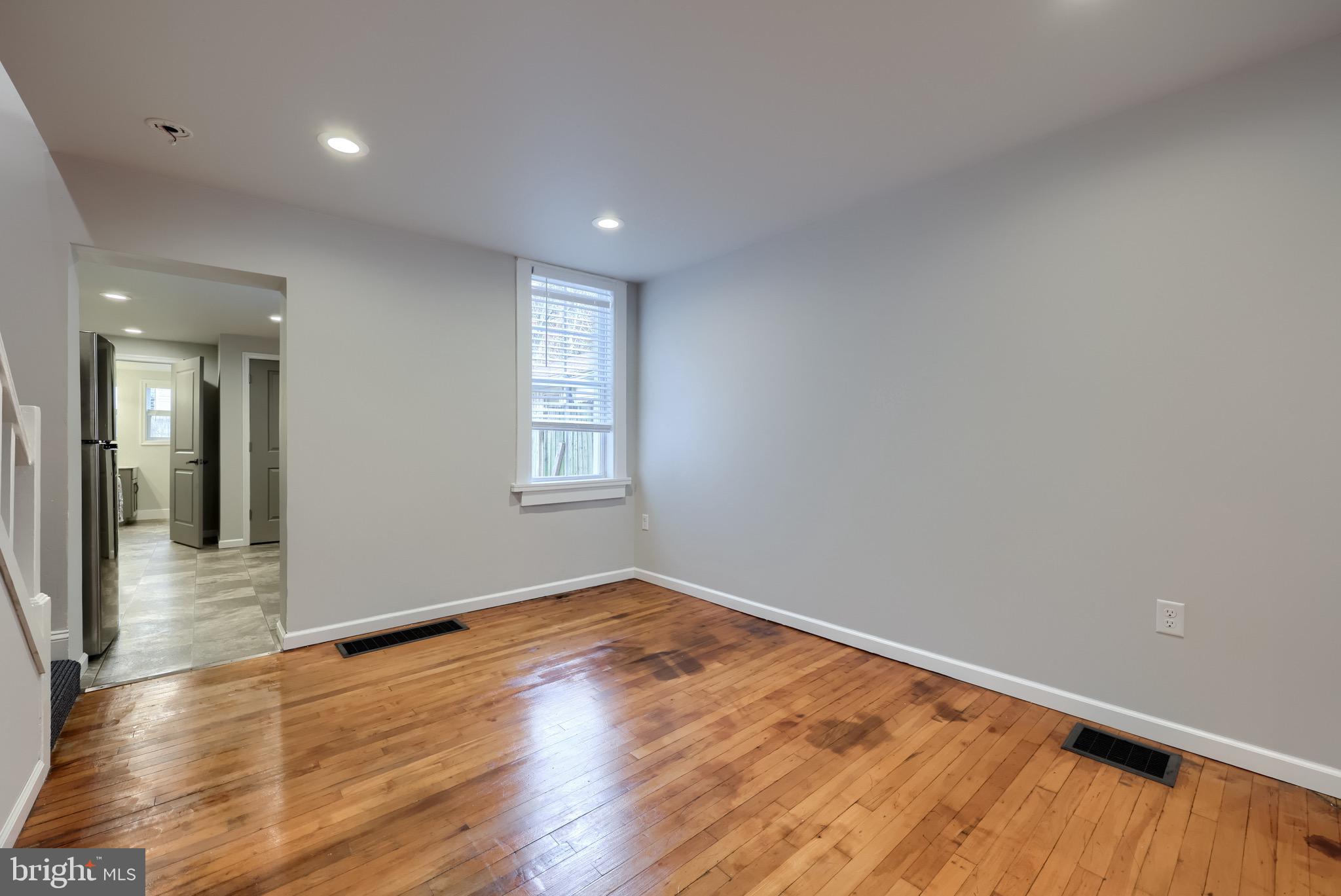 517 Manor Street Lancaster, PA 17603 - Photo 13 of 35 Dining Room