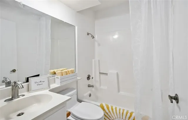 $410,000 | 18242 Parkview Lane, Huntington Beach, CA 92648