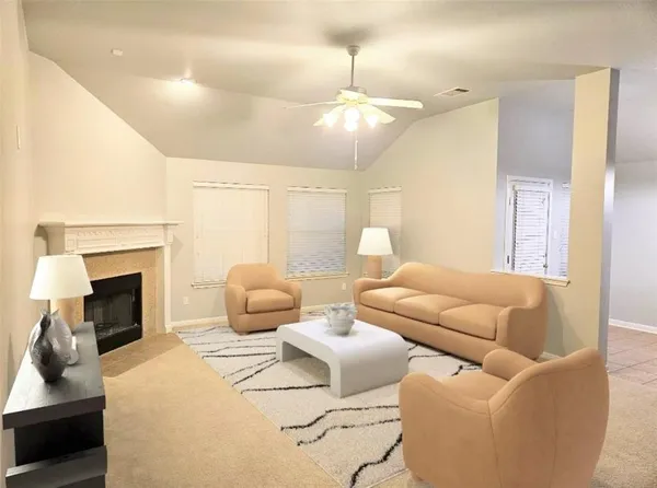 $2,400 | 15301 Fernhill Drive, Austin, TX 78717