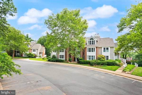 $335,000 | 11168 Beaver Trail Court, Reston, VA 20191