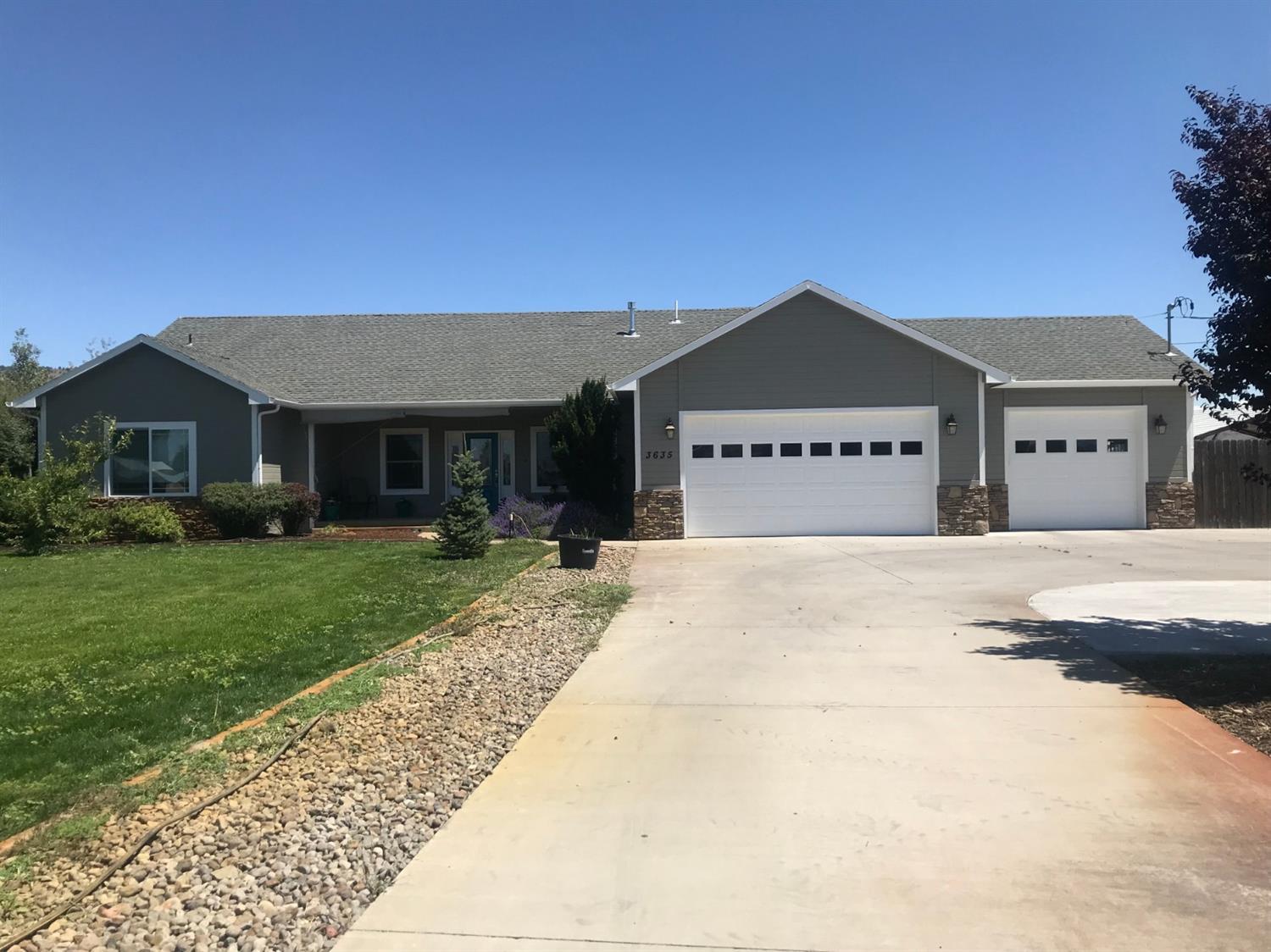 3635 Vale Road Klamath Falls, OR 97603 - Photo 1 of 35 Primary Photo