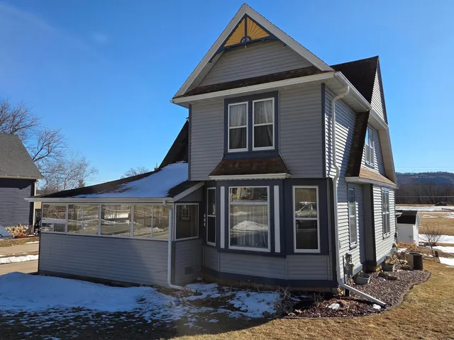 $235,000 | 404 West Stevens Avenue, Rushford, MN 55971