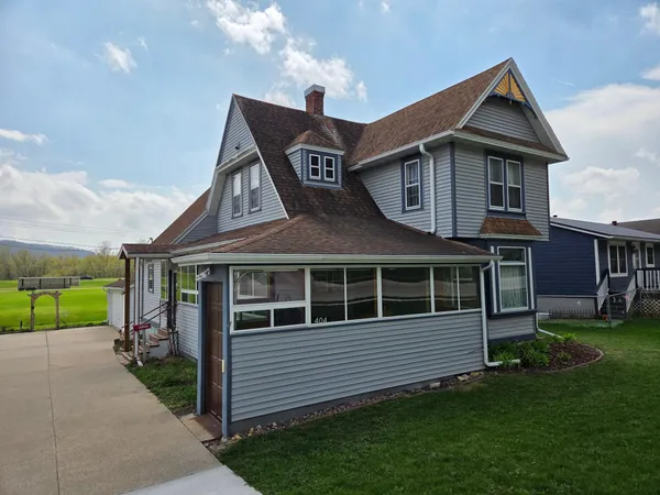$235,000 | 404 West Stevens Avenue, Rushford, MN 55971