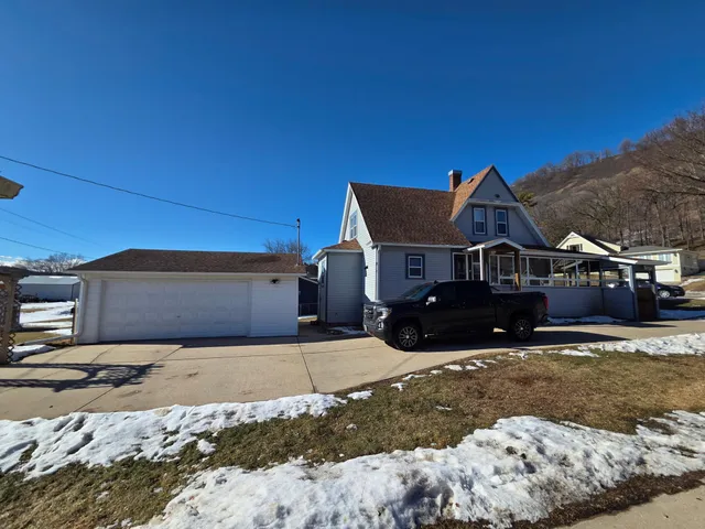 $235,000 | 404 West Stevens Avenue, Rushford, MN 55971