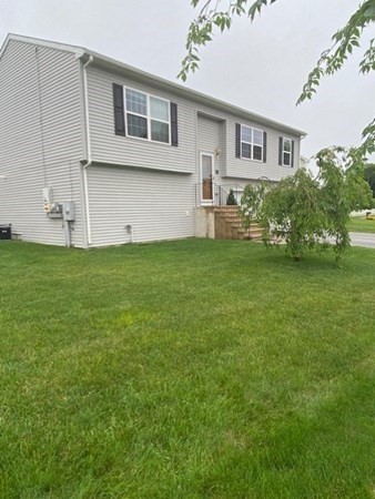 129 Naismith Street Springfield, MA 01104 - Photo 5 of 34 Gallery Image 5