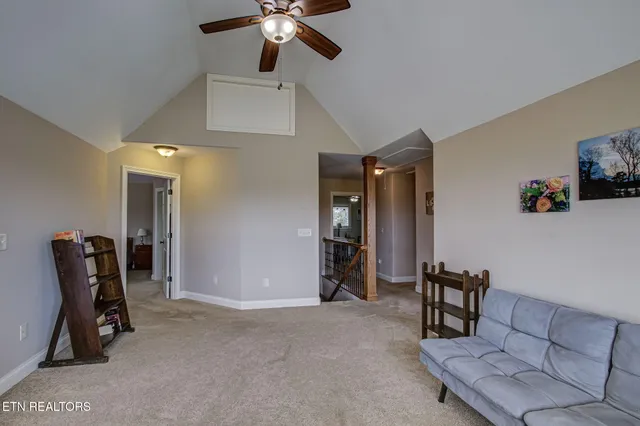 $800,000 | 210 Majestic View Drive, Rockwood, TN 37854