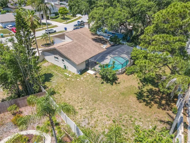 $425,000 | 3968 Orchard Hill Circle, Palm Harbor, FL 34684