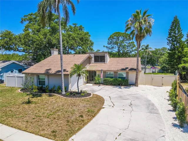 $425,000 | 3968 Orchard Hill Circle, Palm Harbor, FL 34684