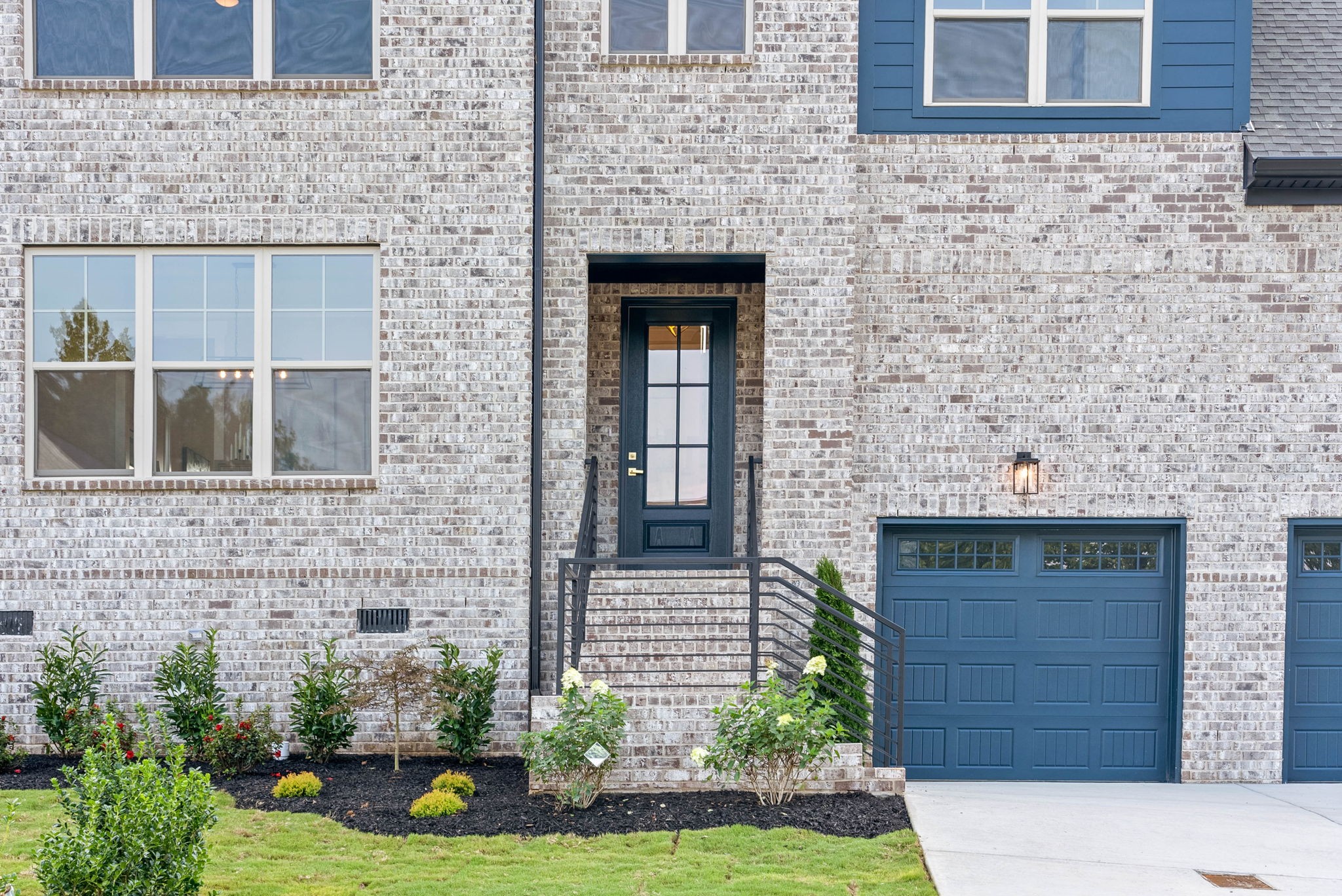 122 Augusta Trail Springfield, TN 37172 - Photo 4 of 51 a view of front door of house with yard