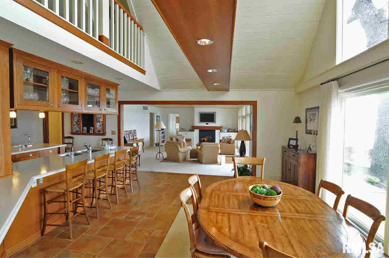 21504 River Road North Cordova, IL 61242 - Photo 8 of 24 Gallery Image 8