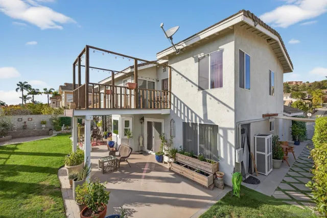 $1,150,000 | 800 Calle Higuera, Camarillo, CA 93010