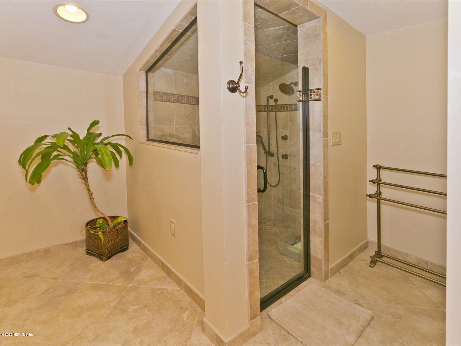 2515 Holly Point Road East Orange Park, FL 32073 - Photo 23 of 58 023_Master Shower