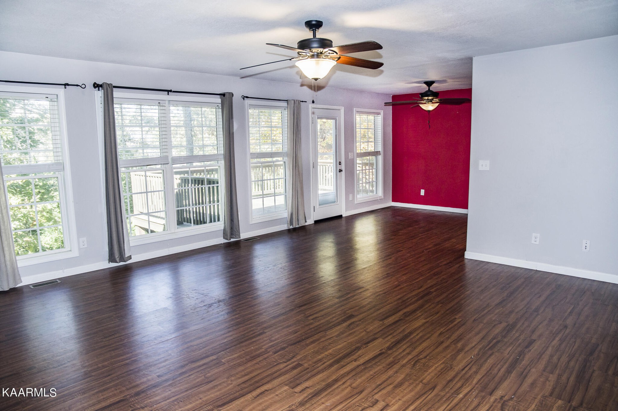 1133 Cook Road Crossville, TN 38555 - Photo 4 of 38 Gallery Image 4