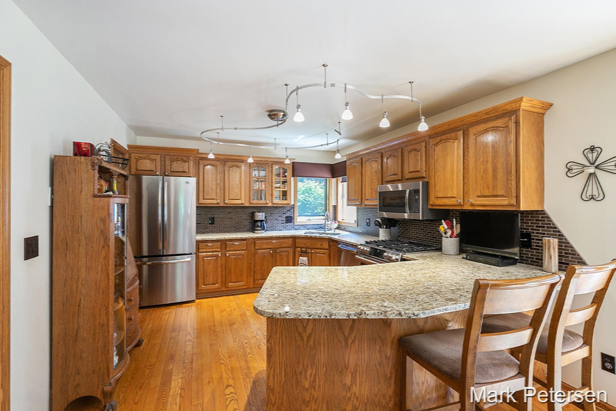 9691 Baker Road Greenville, MI 48838 - Photo 6 of 30 IMG_1005