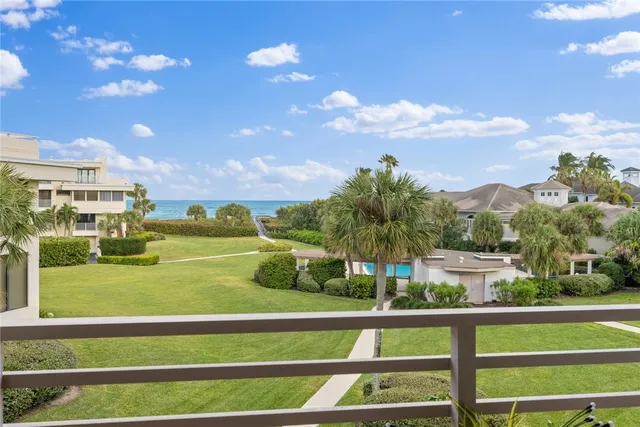 a view of building with yard