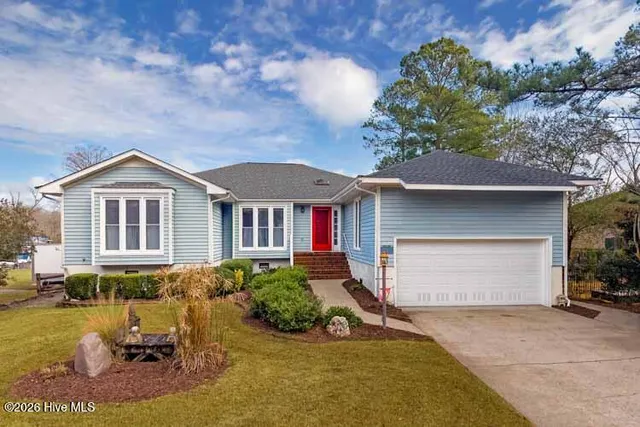 $575,000 | 104 Outrigger Road, New Bern, NC 28562