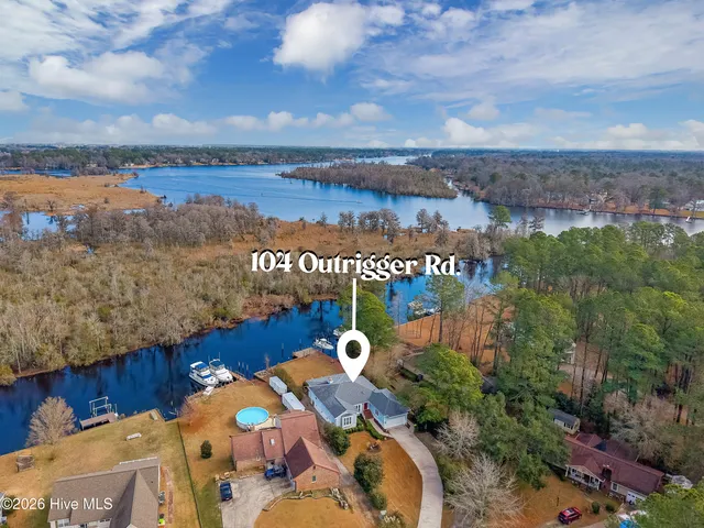 $575,000 | 104 Outrigger Road, New Bern, NC 28562