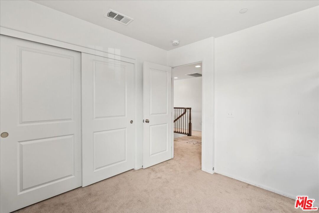 361 Canyon Ridge Calimesa, CA 92320 - Photo 19 of 40