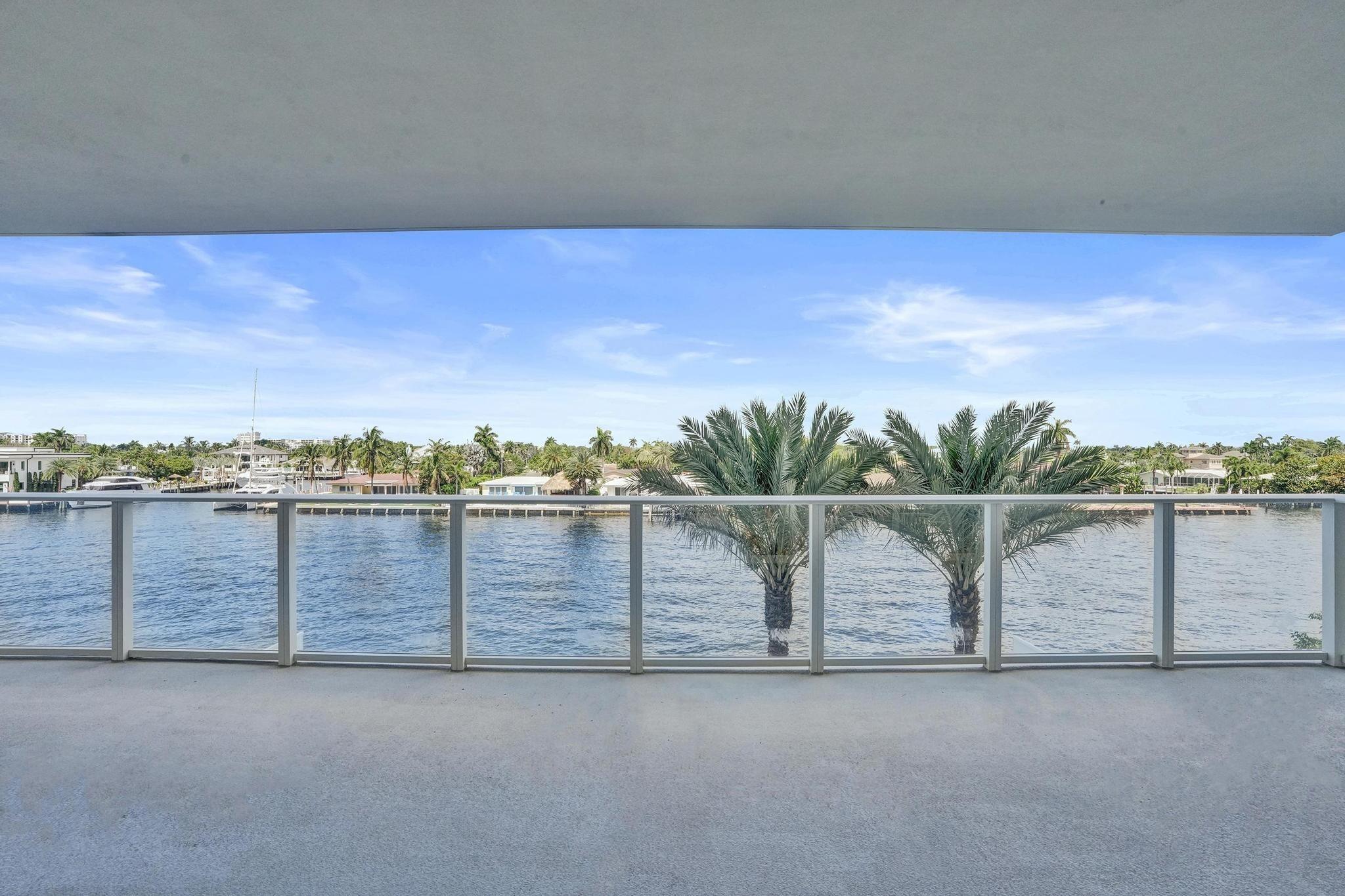 407 North Riverside Drive, Unit 303 Pompano Beach, FL 33062 - Photo 34 of 74 DSC06924