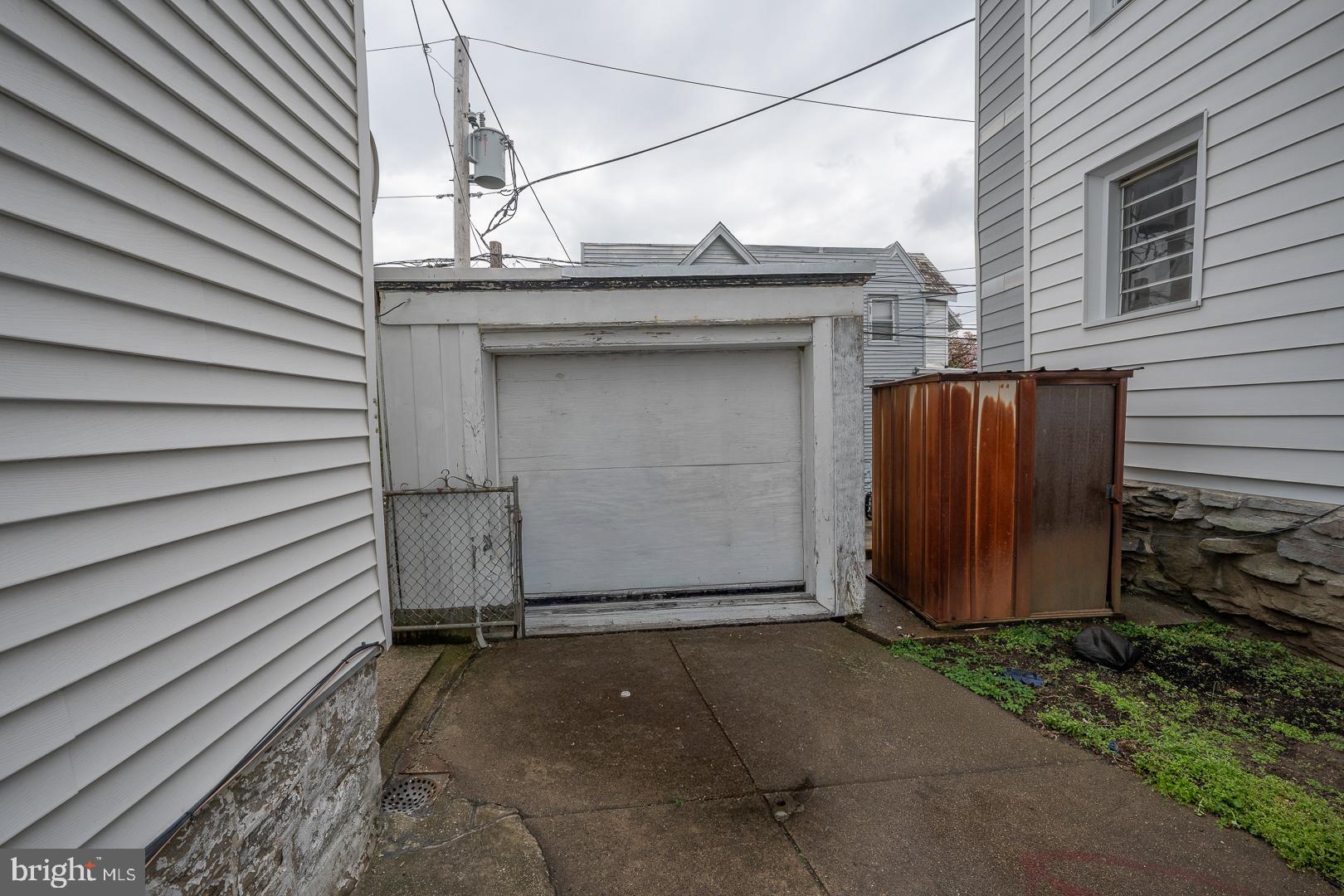 7278 Bradford Road Upper Darby, PA 19082 - Photo 24 of 26