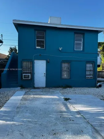 $1,500 | 1121 Northwest 40th Street, Unit 3, Miami, FL 33127