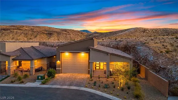$818,000 | 9935 Joshua Foothills Street, Las Vegas, NV 89178