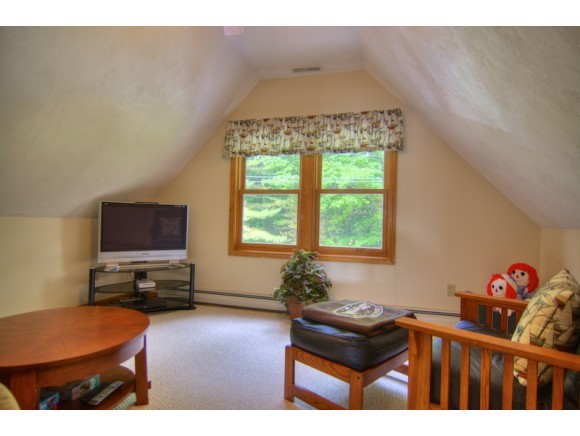 19 Dockham Shore Road Gilford, NH 03249 - Photo 18 of 33