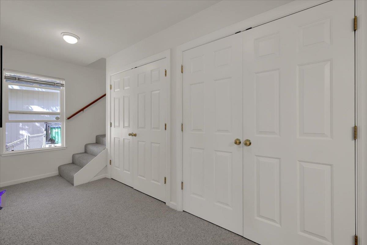16153 Janet Way Grass Valley, CA 95949 - Photo 21 of 38 a living room with white walls and white walls