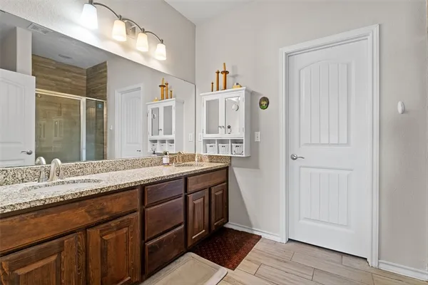 $239,000 | 909 Moore Avenue, Portland, TX 78374