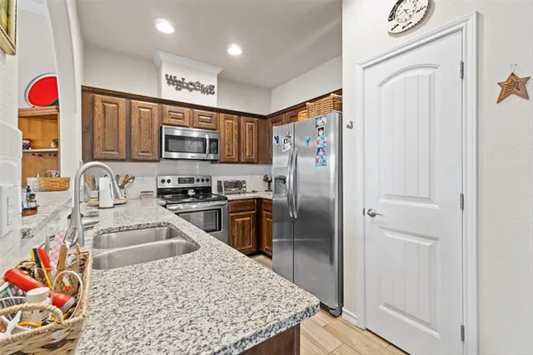 $239,000 | 909 Moore Avenue, Portland, TX 78374