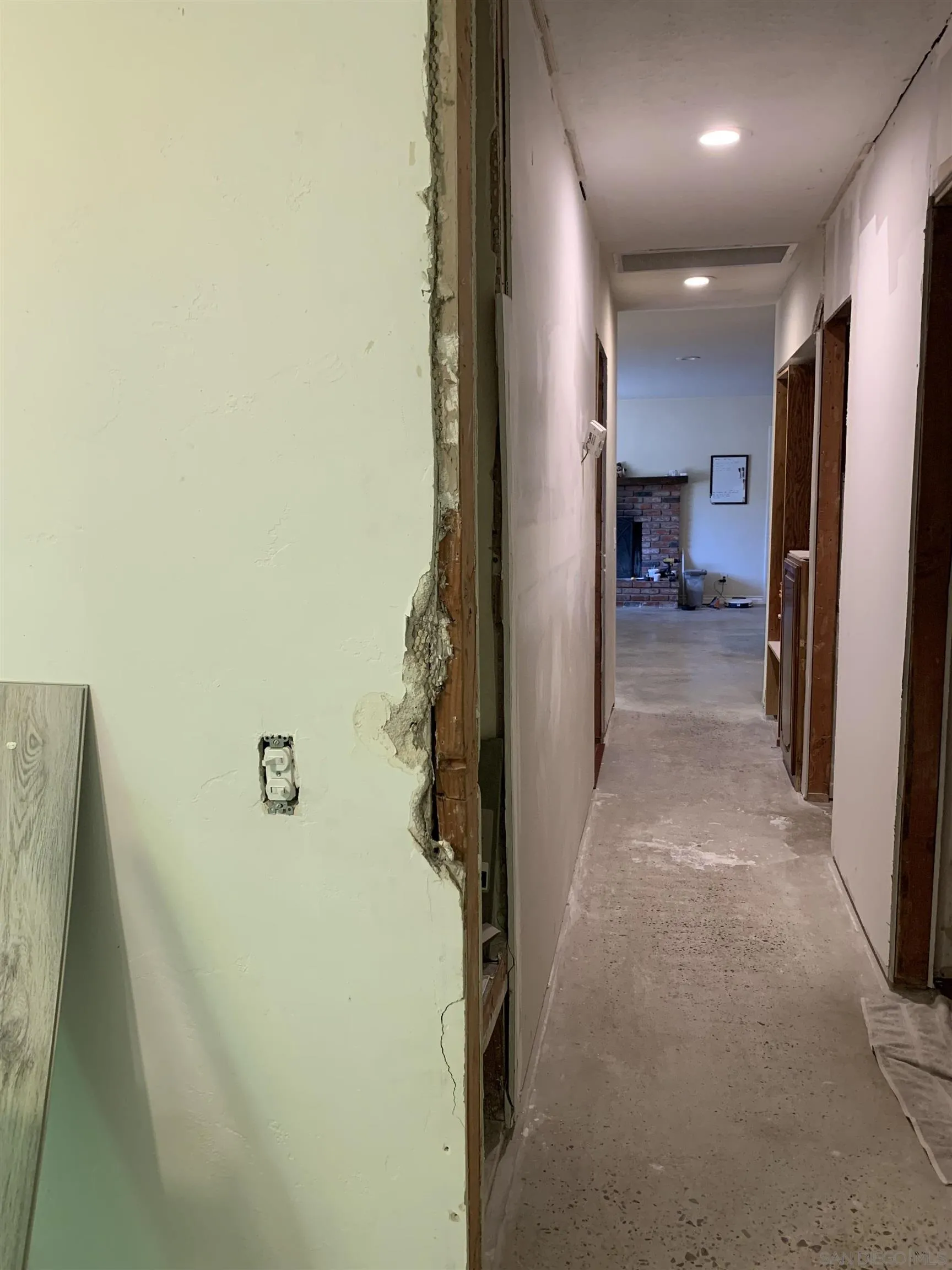 9935 Blossom Valley Road El Cajon, CA 92021 - Photo 34 of 36 a view of a hallway with a living room