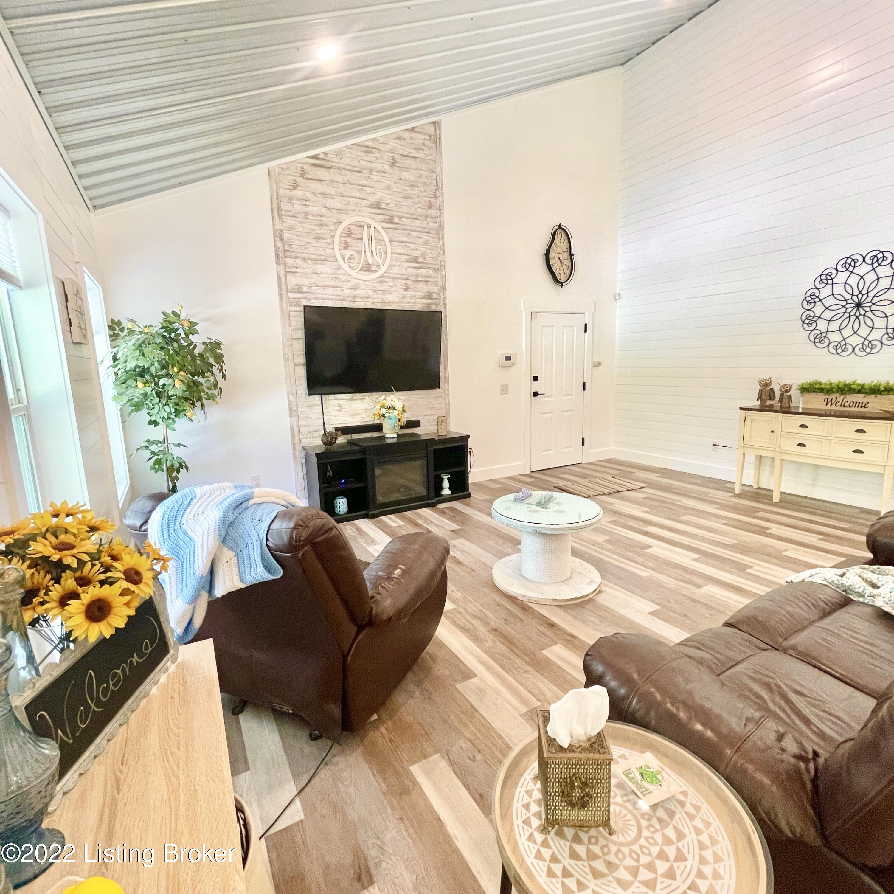 720 Meade-Springs Road Brandenburg, KY 40108 - Photo 8 of 66 189CF140-4ABE-45FF-AAEA-0B214966A835