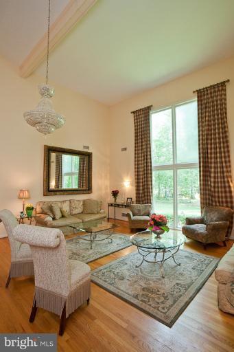 9531 Warfield Road Gaithersburg, MD 20882 - Photo 13 of 29 Interior (General)