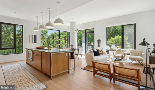 $2,197 | 10511 Strathmore Hall Street, Unit 0B3B401, North Bethesda, MD 20852