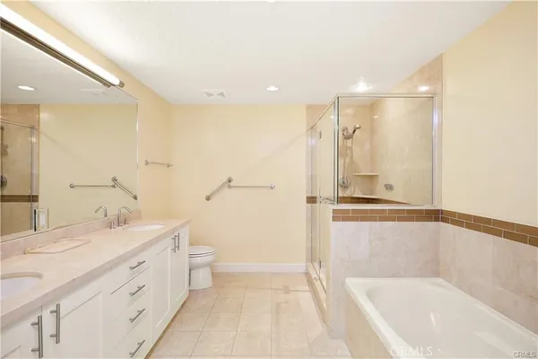$6,950 | 3131 Michelson Drive, Unit 1603, Irvine, CA 92612