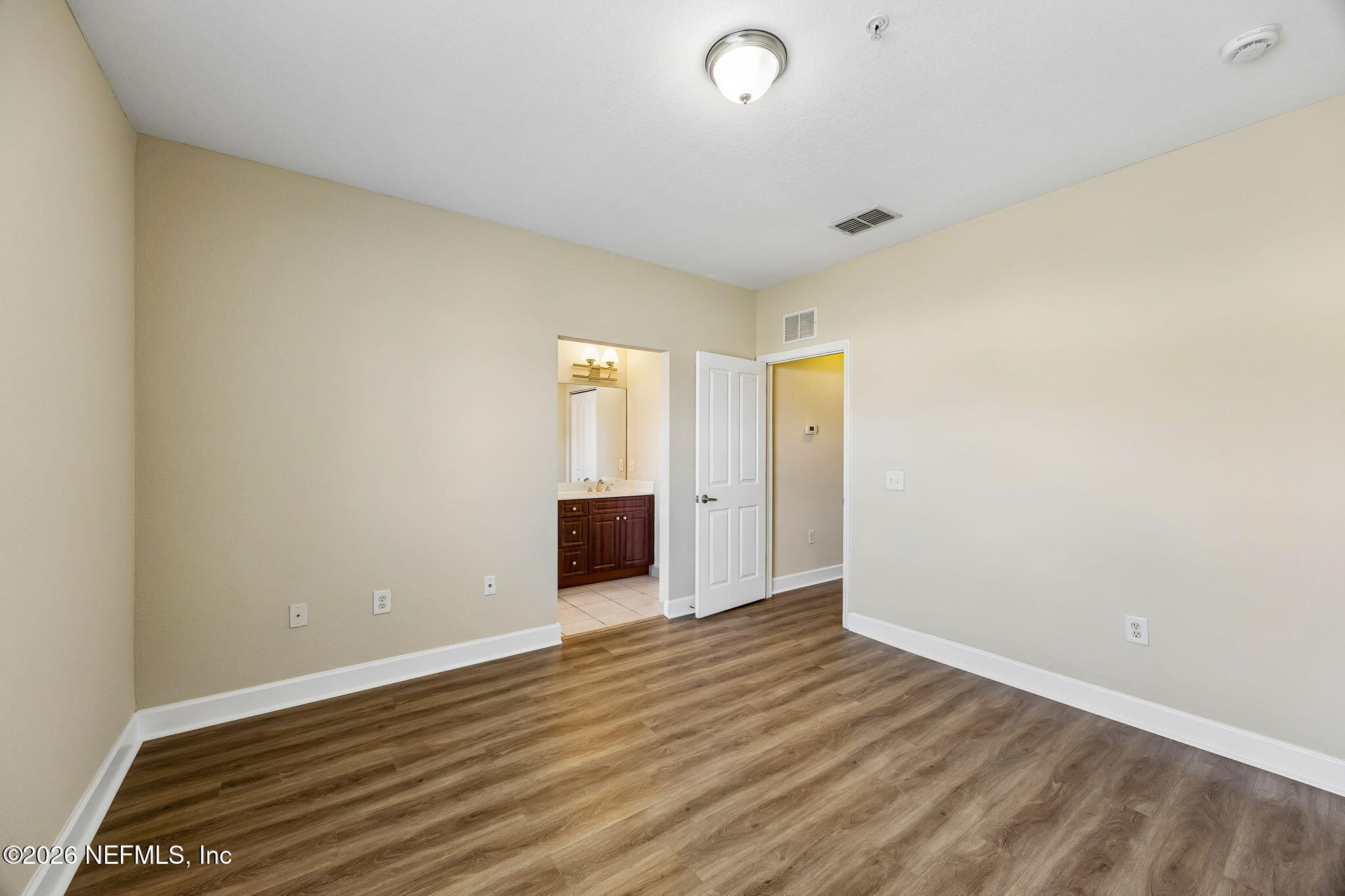 9745 Touchton Road, Unit 326 Jacksonville, FL 32246 - Photo 16 of 40 16-web-or-mls-18_9745 Touchton Rd, Unit