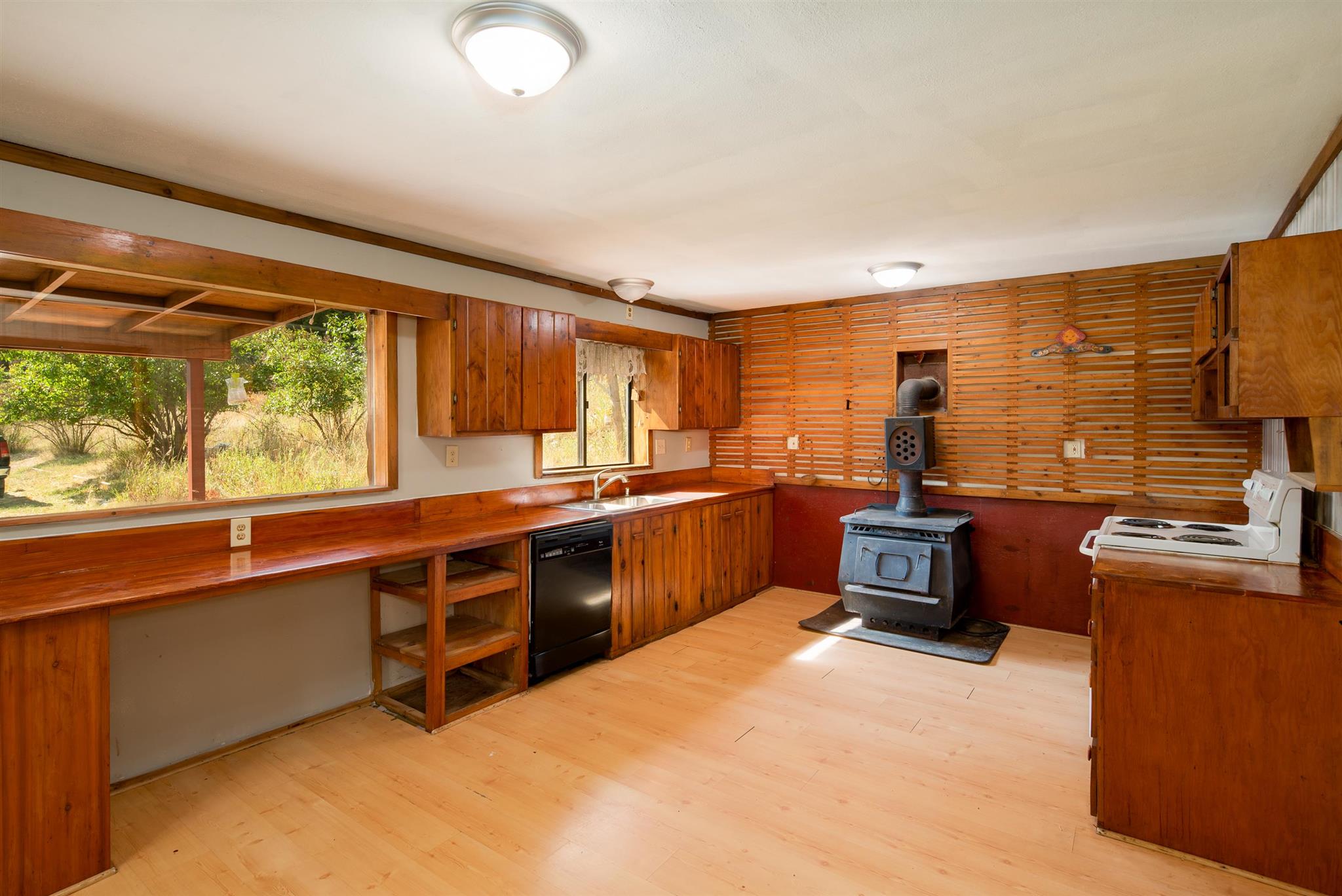 2433 Widow Road, Unit B Colville, WA 99114 - Photo 7 of 29