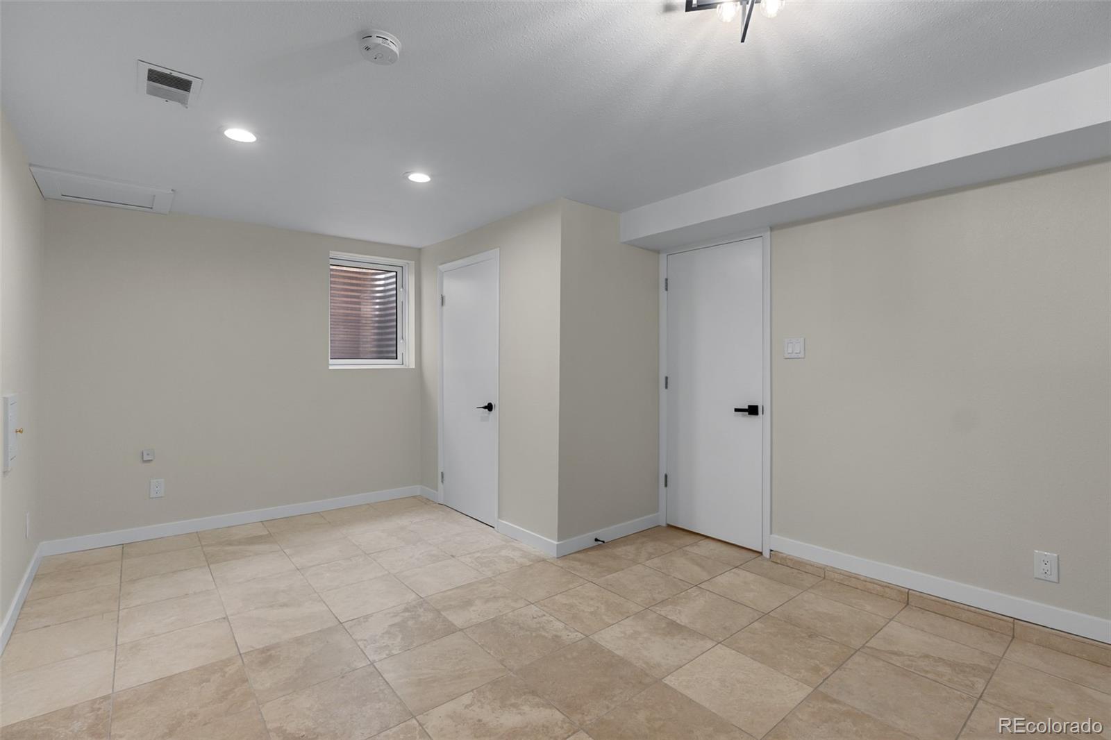 367 North Clarkson Street Denver, CO 80218 - Photo 38 of 50 a view of an empty room