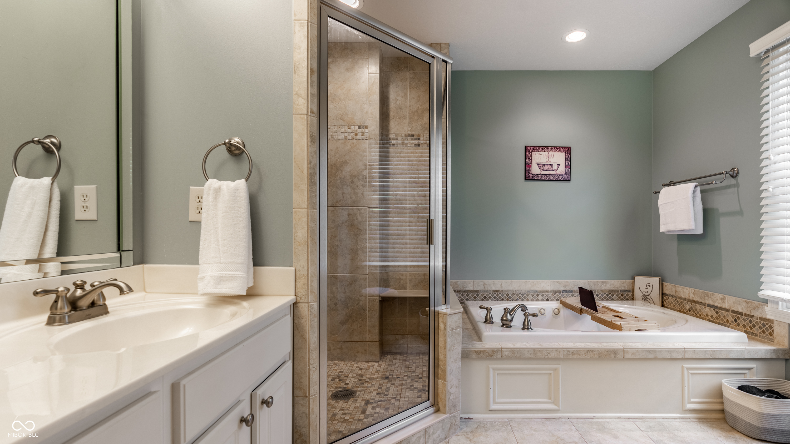 12652 Apsley Lane Carmel, IN 46032 - Photo 22 of 36