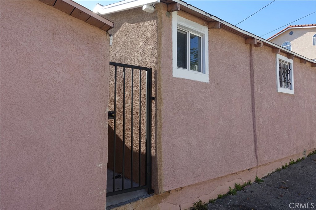 622 West 2nd Street San Pedro, CA 90731 - Photo 13 of 42