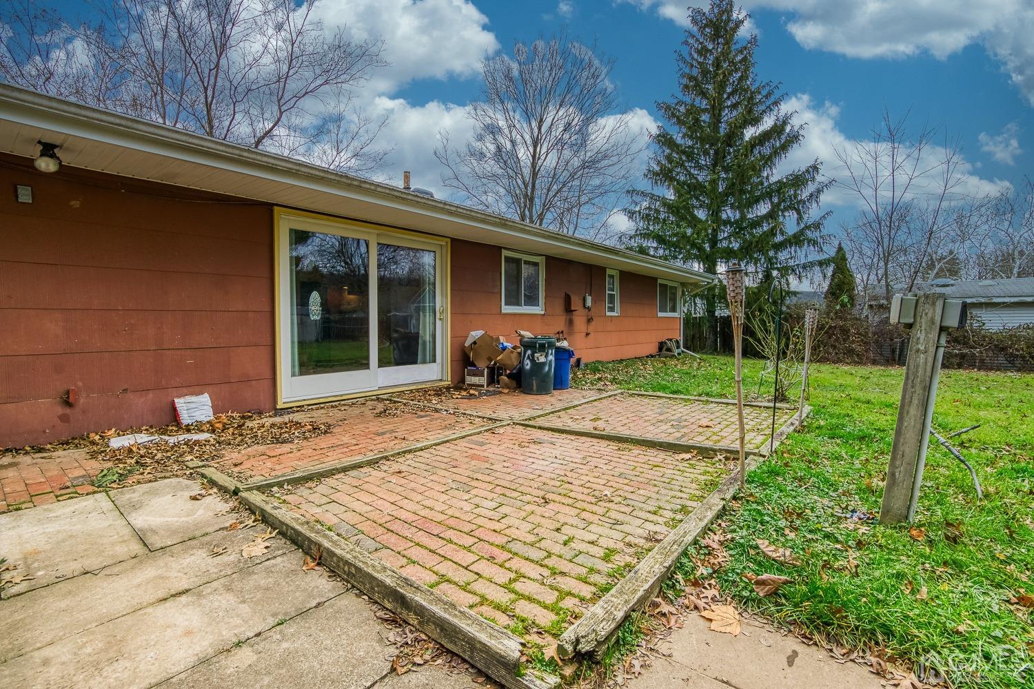 102 New Road Kendall Park, NJ 08824 - Photo 6 of 25 Gallery Image 6