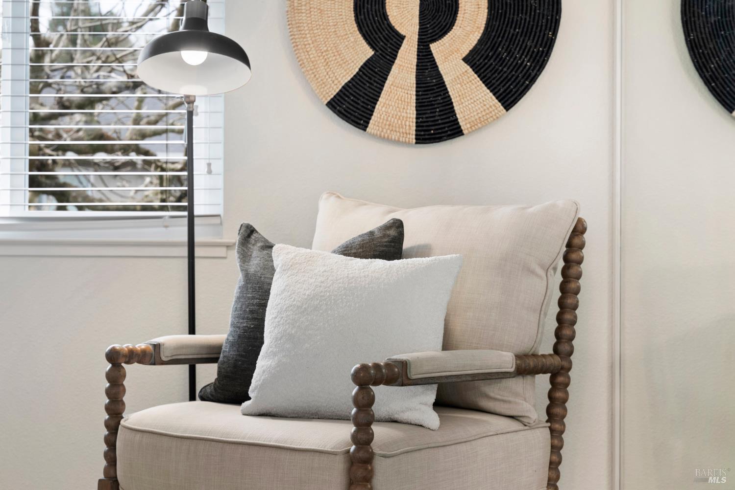 360 Twin Lakes Drive Santa Rosa, CA 95409 - Photo 12 of 33