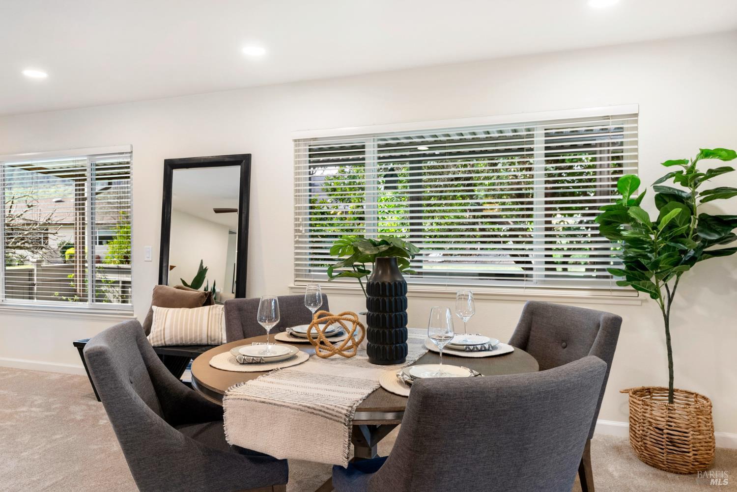 360 Twin Lakes Drive Santa Rosa, CA 95409 - Photo 22 of 33