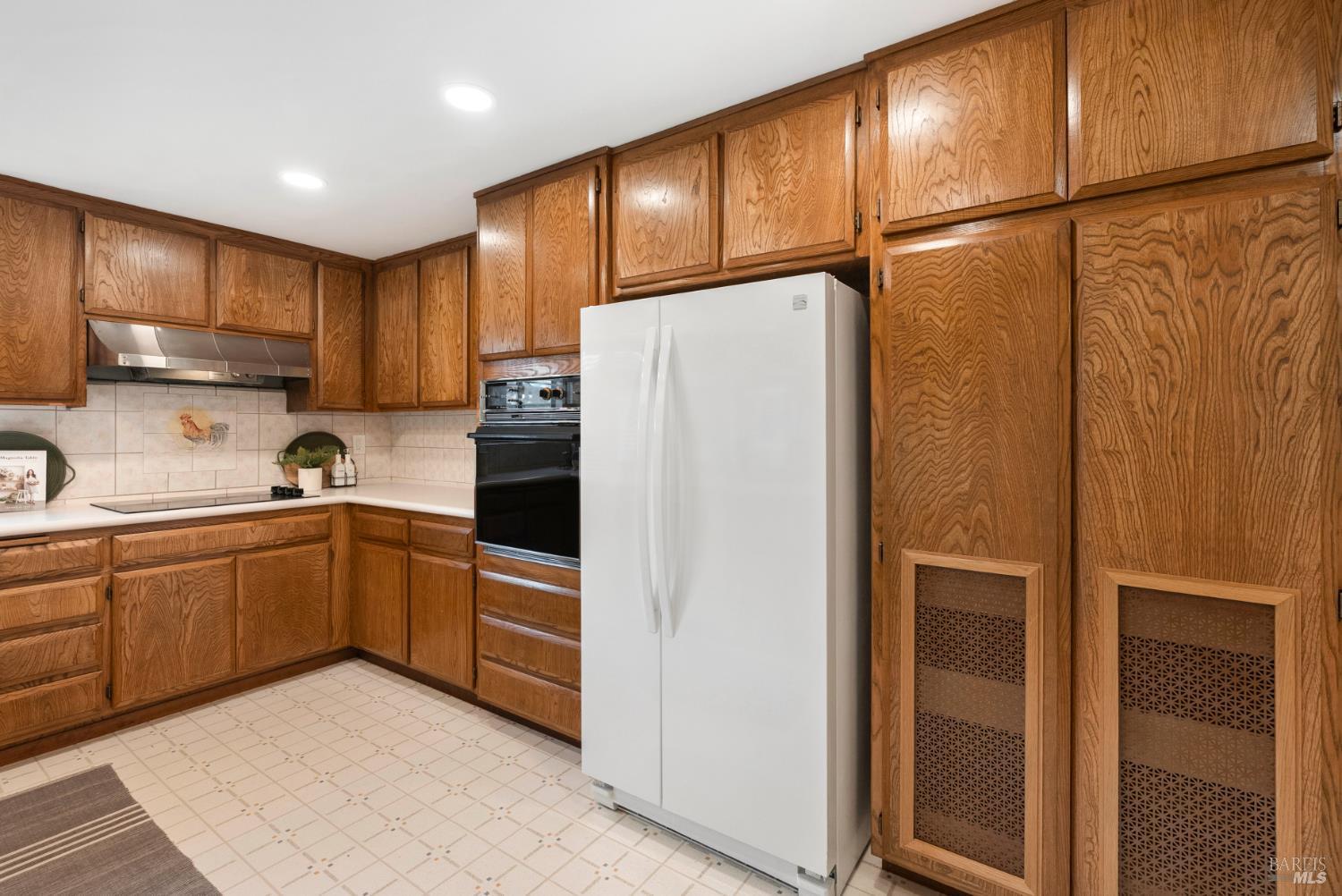 360 Twin Lakes Drive Santa Rosa, CA 95409 - Photo 25 of 33